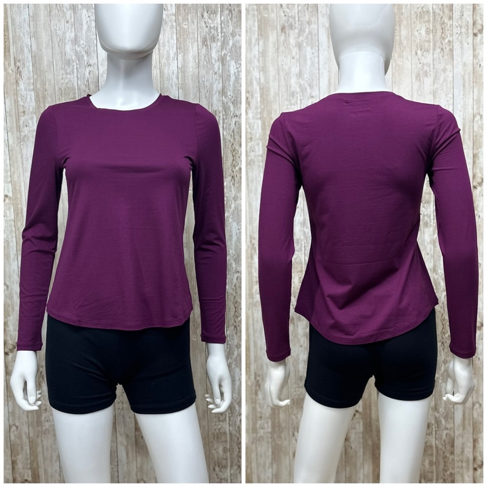 Lilly Pulitzer Luxletic Westley Long Sleeve in Amarena Cherry NWT [13170]